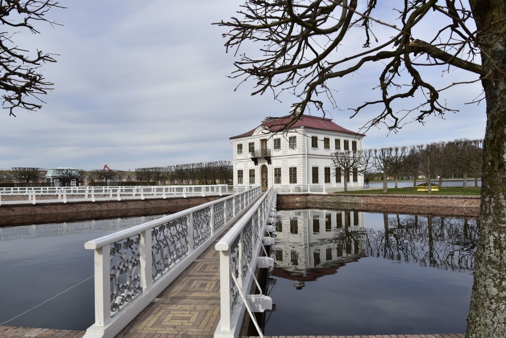 Замок Марли Санкт-Петербург